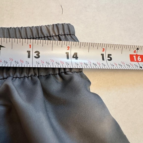 Nike Air Jordan Shorts Boys Youth Size XL 13-15 Smoke Dye Lined Basketball - Picture 7 of 9